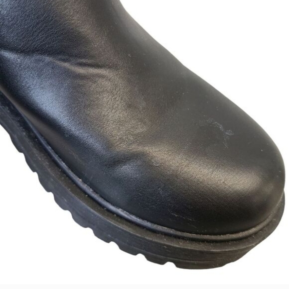 Soda Pilot Womens Lug Sole Low Heel Chelsea Fashion Black Ankle Booties 9 - Picture 8 of 12